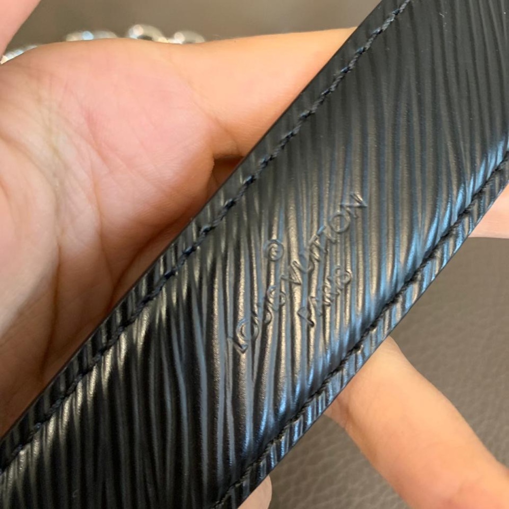 Louis Vuitton twist GM epi black - Picture 5 of 8